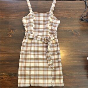 Elegant Plaid Midi Dress in Brown and Cream